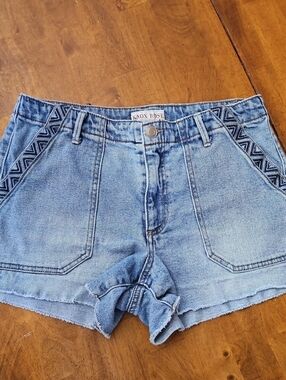 Knox Rose Washed Blue Denim Shorts with Embroidered Side Trim